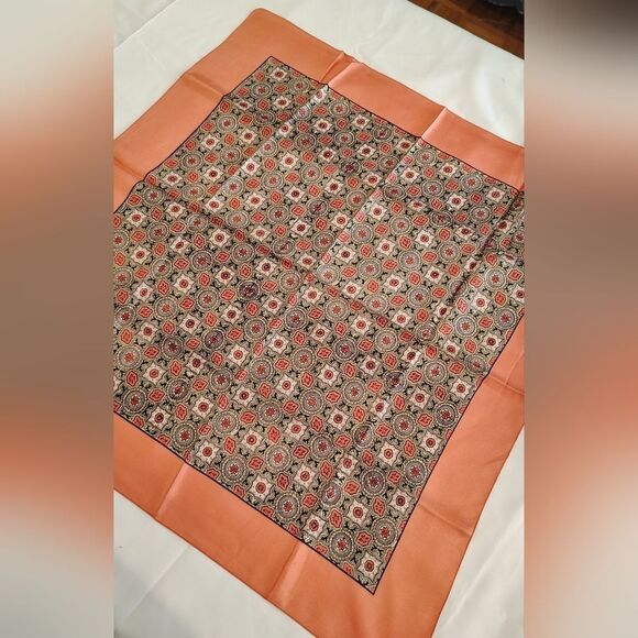 Liberty of London Vintage Silk Scarf Vibrant - Picture 8 of 12